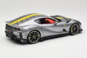 Ferrari 812 Competizione Grigio Coburn Bburago 1:18 18-01647 Diecast — photo 3 of 8