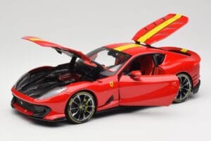 Ferrari 812 Competizione Rosso Corsa With Yellow Stripes Bburago 1:18 18-16915 Diecast — photo 2 of 8