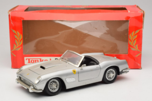 Ferrari California Cabriolet Silver Tonka 1:18 01109-S1 Diecast — photo 8 of 8