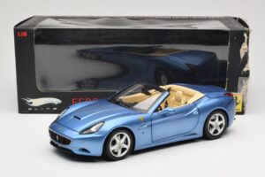 Ferrari California Light Blue Hot Wheels 1:18 N2043 Diecast — photo 8 of 8
