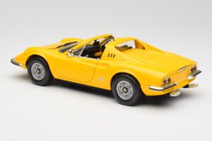 Ferrari Dino 246 GTS Yellow Hot Wheels 1:18 23920 Diecast — photo 7 of 8