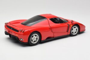 Ferrari Enzo Red Hot Wheels 1:18 56293 Diecast — photo 3 of 8