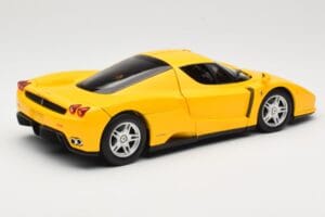 Ferrari Enzo Yellow Hot Wheels 1:18 C1550 Diecast — photo 3 of 8