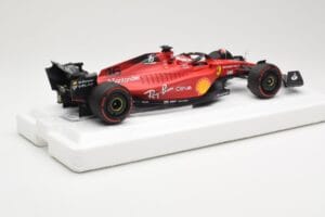 Ferrari F1-75 #16 C. Leclerc Winner Bahrain GP 2022 BBR 1:18 BBR221816 Resin — photo 2 of 6