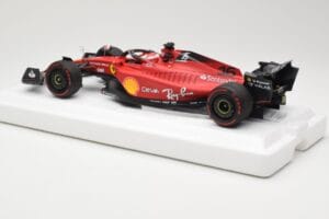 Ferrari F1-75 #16 C. Leclerc Winner Bahrain GP 2022 BBR 1:18 BBR221816 Resin — photo 5 of 6