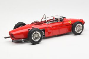 Ferrari Dino 156 Sharknose F1 1961 CMC 1:18 M-078 Diecast — photo 2 of 6