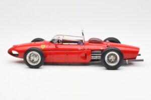 Ferrari Dino 156 Sharknose F1 1961 CMC 1:18 M-078 Diecast — photo 3 of 6