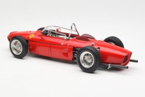 Ferrari Dino 156 Sharknose F1 1961 CMC 1:18 M-078 Diecast — photo 5 of 6