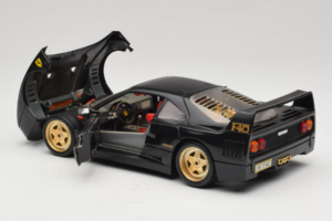 Ferrari F40 Black with Gold Wheels Bburago 1:18 3032-B2 Diecast — photo 5 of 8