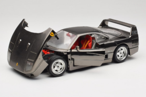 Ferrari F40 Chrome Black Bburago 1:18 3401-B1 Diecast — photo 2 of 8