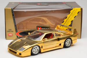 Ferrari F40 Chrome Gold Limited Edition 250 pcs Bburago 1:18 3332-G1 Diecast — photo 8 of 8