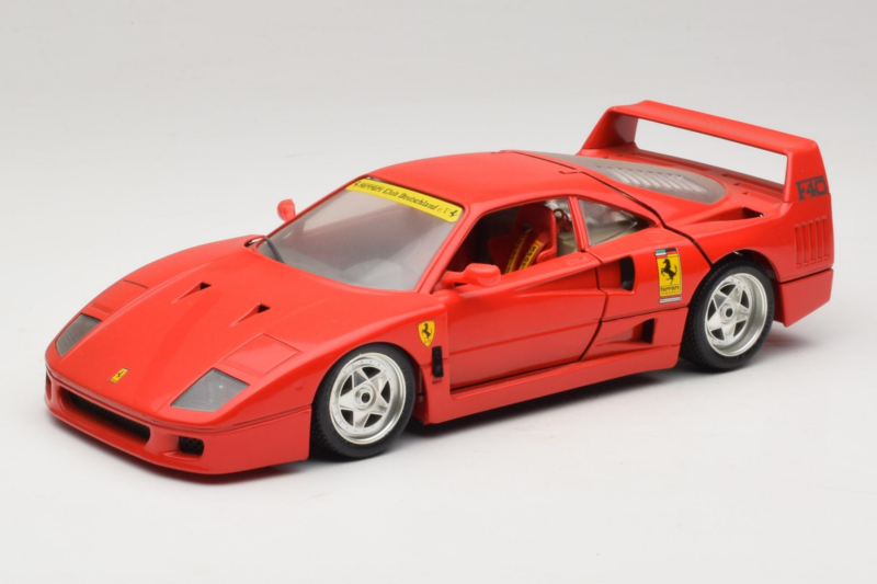 Ferrari F40 Club Deutschland Red Bburago 1:18 3032-L3 Diecast