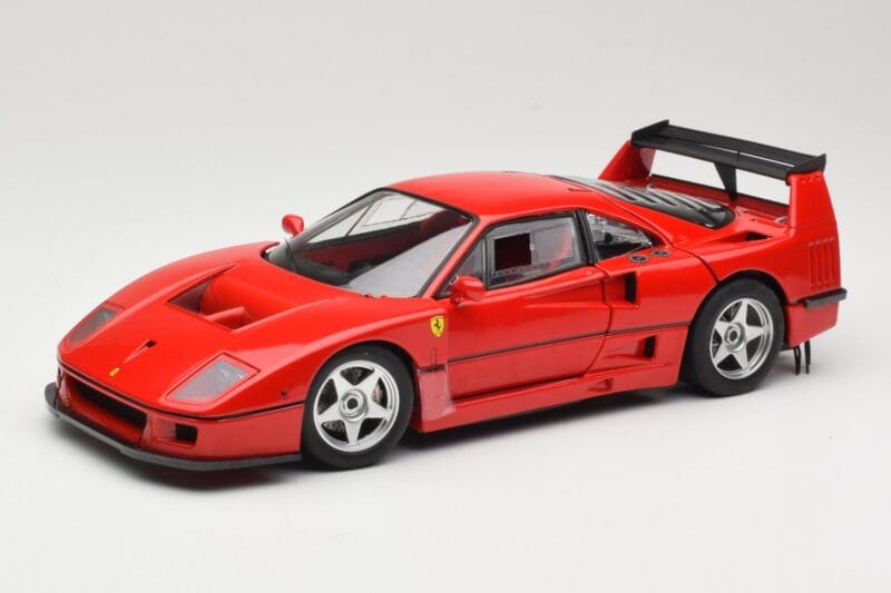 Ferrari F40 Competizione Test Version Red Hot Wheels 1:18 P9922 Diecast