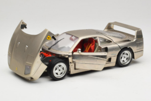 Ferrari F40 Dark Chrome Silver Kroymans Limited Edition Bburago 1:18 3032-C2 Diecast — photo 2 of 8