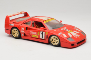 Ferrari F40 Evoluzione #1 Pirelli Red 1992 Bburago 1:18 3042-P1 Diecast — photo 6 of 8
