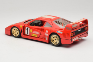 Ferrari F40 Evoluzione #1 Pirelli Red 1992 Bburago 1:18 3042-P1 Diecast — photo 7 of 8