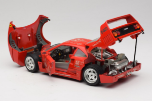 Ferrari F40 Evoluzione FC Nürnberg Special Edition Red Bburago 1:18 3042-FCN Diecast — photo 5 of 8