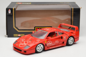 Ferrari F40 Evoluzione FC Nürnberg Special Edition Red Bburago 1:18 3042-FCN Diecast — photo 8 of 8