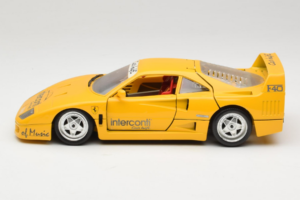 Ferrari F40 Interconti Car HiFi Yellow Bburago 1:18 3032-I1 Diecast — photo 4 of 8