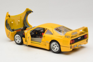Ferrari F40 Interconti Car HiFi Yellow Bburago 1:18 3032-I1 Diecast — photo 5 of 8