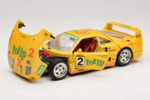 Ferrari F40 Totip Jolly Club #2 Yellow Bburago 1:18 3332-Y1 Diecast — photo 2 of 8
