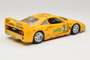 Ferrari F40 Totip Jolly Club #2 Yellow Bburago 1:18 3332-Y1 Diecast — photo 3 of 8
