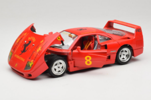 Ferrari F40 #8 Bevro International Red 1987 Bburago 1:18 3332-P3 Diecast — photo 2 of 8