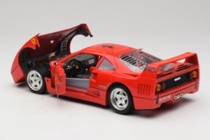 Ferrari F40 #8 Bevro International Red 1987 Bburago 1:18 3332-P3 Diecast — photo 5 of 8