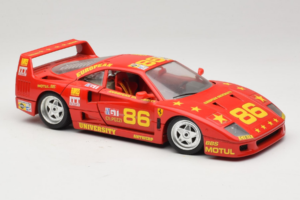 Ferrari F40 LM #86 Ch. Pozzi IMSA 24 Hours of Le Mans 1985 Red Bburago 1:18 3332-P6 Diecast — photo 6 of 8