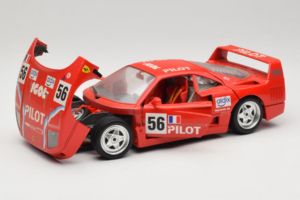 Ferrari F40 #56 Pilot Red 1987 Bburago 1:18 3332-P2 Diecast — photo 2 of 8
