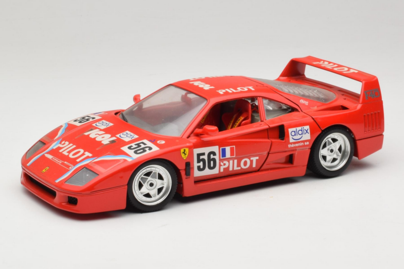 Ferrari F40 #56 Pilot Red 1987 Bburago 1:18 3332-P2 Diecast