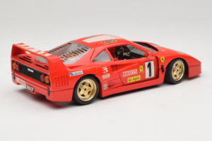 Ferrari F40 Pirelli Agip #1 Ferrari Club Italia Red Bburago 1:18 3032-P2 Diecast — photo 3 of 8