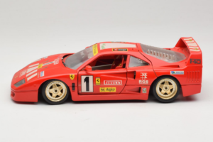 Ferrari F40 Pirelli Agip #1 Ferrari Club Italia Red Bburago 1:18 3032-P2 Diecast — photo 4 of 8
