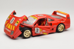 Ferrari F40 #3 Pirelli Red 1987 Bburago 1:18 3332-P4 Diecast — photo 2 of 8