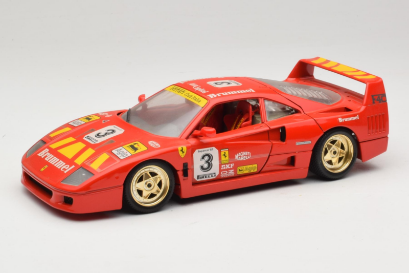 Ferrari F40 #3 Pirelli Red 1987 Bburago 1:18 3332-P4 Diecast