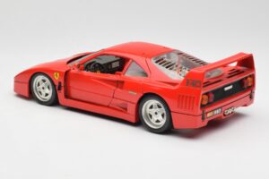 Ferrari F40 Red Bburago 1:18 3032 Diecast — photo 7 of 8