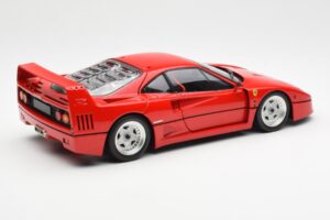 Ferrari F40 Red Kyosho 1:18 08416R2 Diecast — photo 4 of 10
