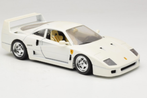 Ferrari F40 White Bburago 1:18 3332-W4 Diecast — photo 6 of 8