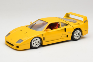 Ferrari F40 Yellow Bburago 1:18 3032-Y1 Diecast