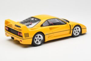 Ferrari F40 Yellow GT Spirit 1:18 GT839 Resin — photo 2 of 6