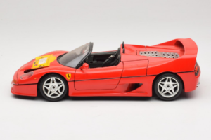 Ferrari F50 Convertible 50 Jahre Ferrari 24 Jahre Bburago FMC Red Bburago 1:18 3352-P1 Diecast — photo 4 of 8