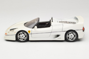 Ferrari F50 Convertible White Bburago 1:18 3352-W1 Diecast — photo 4 of 8