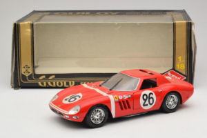 Ferrari 250 GTO #26 Red Guiloy 1:18 67526 Diecast — photo 8 of 8