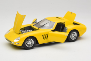 Ferrari 250 GTO Yellow Guiloy 1:18 67525 Diecast — photo 2 of 8