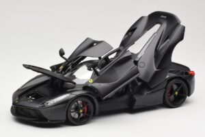 Ferrari LaFerrari F150 Matte Black Bburago 1:18 18-16901BK Diecast — photo 2 of 8