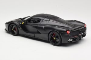 Ferrari LaFerrari F150 Matte Black Bburago 1:18 18-16901BK Diecast — photo 7 of 8