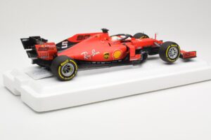 Ferrari SF90 #5 S. Vettel Australian GP 2019 BBR 1:18 BBR191805DIE Resin — photo 2 of 6