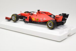 Ferrari SF90 #5 S. Vettel Australian GP 2019 BBR 1:18 BBR191805DIE Resin — photo 5 of 6