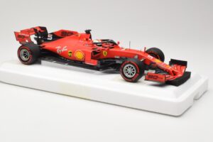 Ferrari SF90 #5 S. Vettel Italian GP Monza 2019 BBR 1:18 BBR191835 Resin — photo 4 of 6