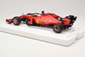 Ferrari SF90 #5 S. Vettel Italian GP Monza 2019 BBR 1:18 BBR191835 Resin — photo 5 of 6